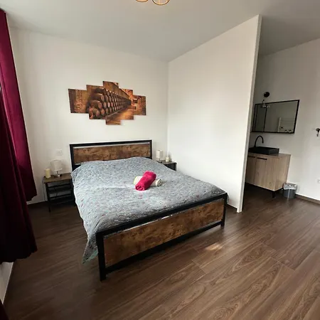 Captain Yoo - Benec' - App Industriel Sur Le Port 费康